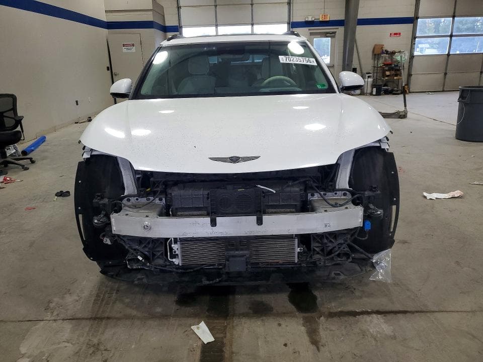 2023 GENESIS GV60 ADVANCED 5