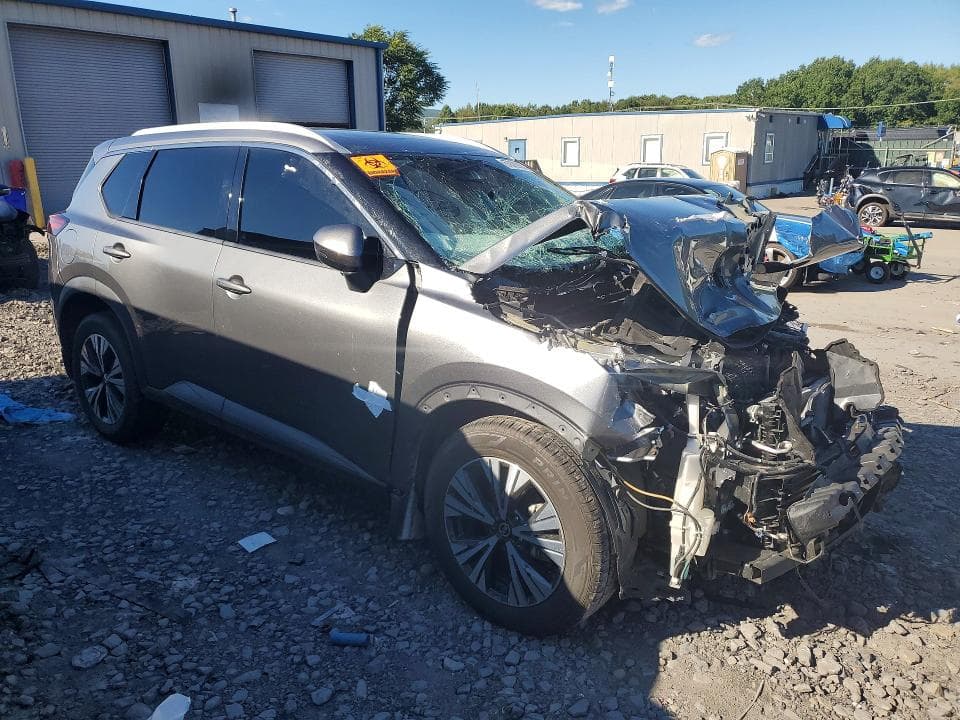 2021 NISSAN ROGUE SV 4