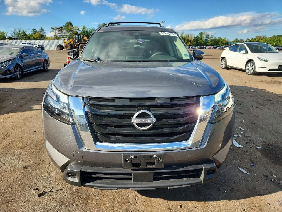2025 NISSAN PATHFINDER SV 5