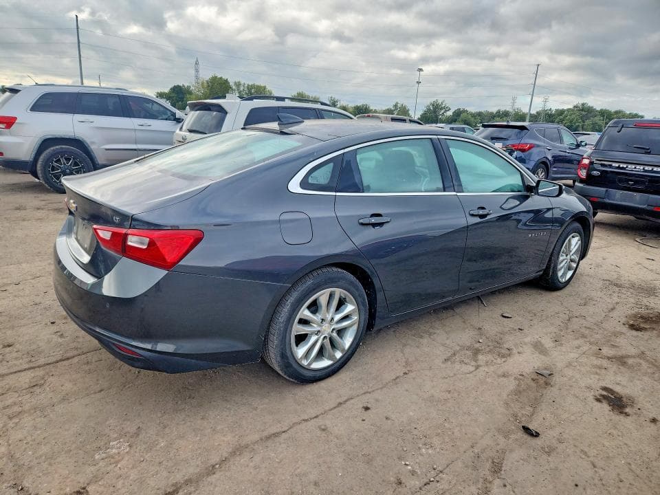 2017 CHEVROLET MALIBU LT 3