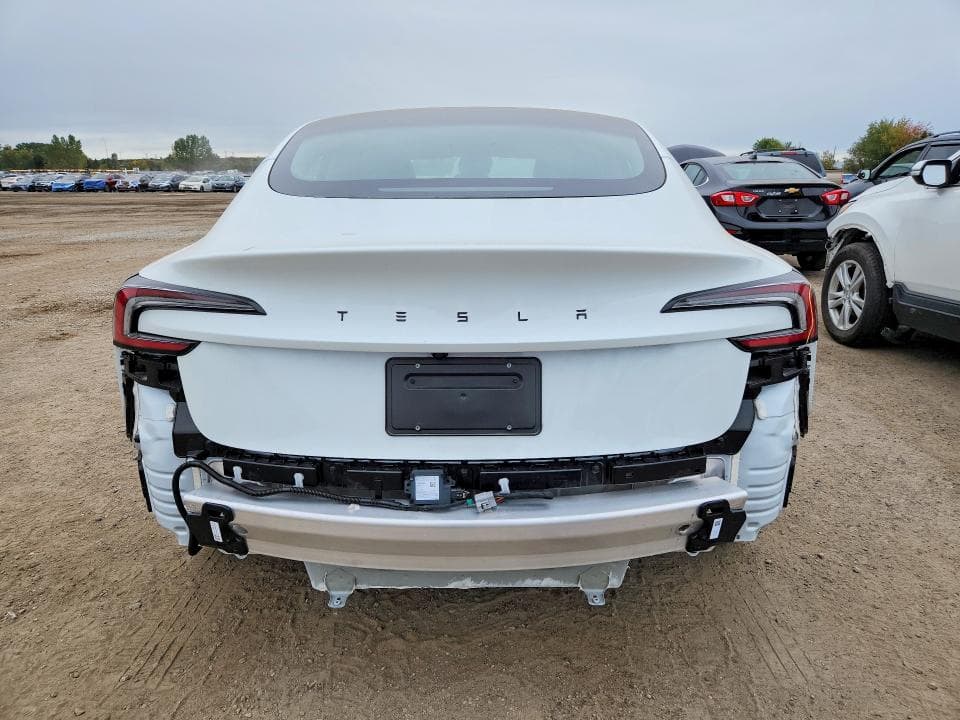 2026 TESLA MODEL 3 6