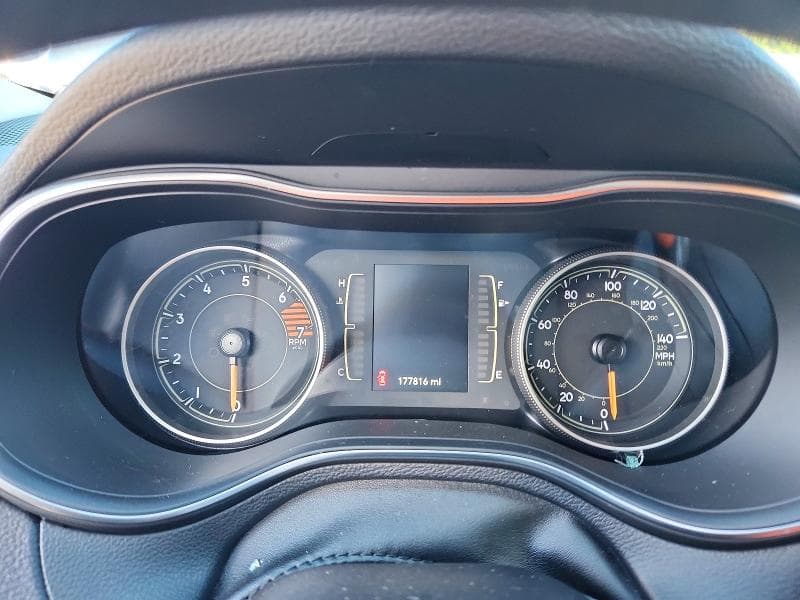 2020 JEEP CHEROKEE LATITUDE 9