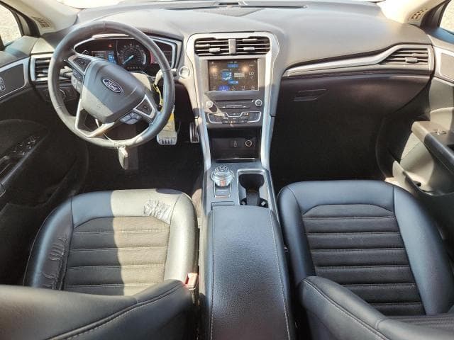 2017 FORD FUSION SE 8