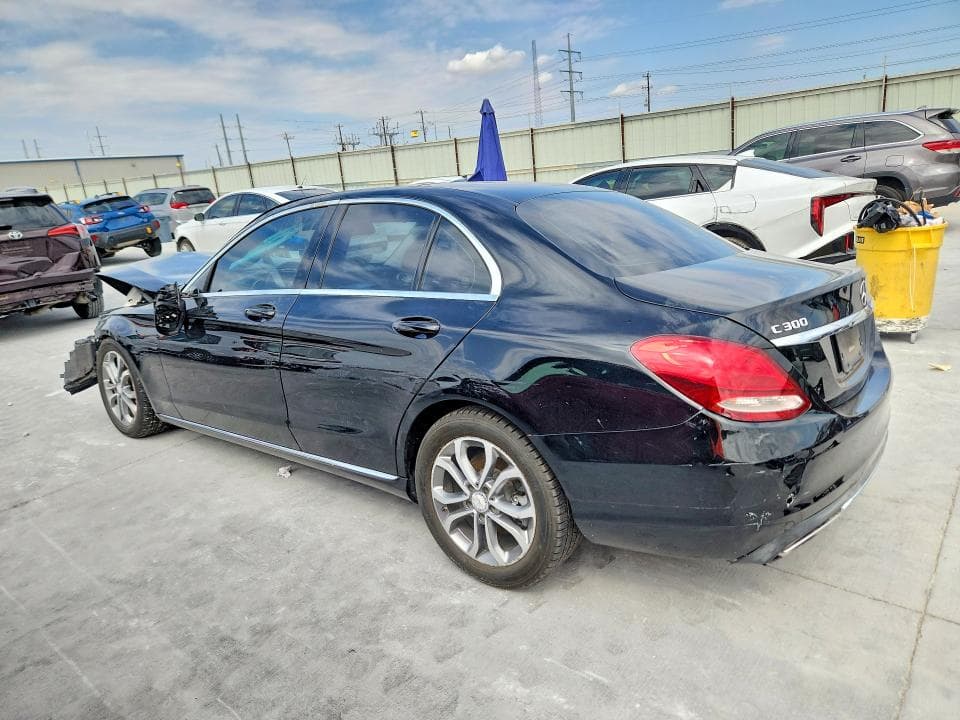 2017 MERCEDES-BENZ C 300 2