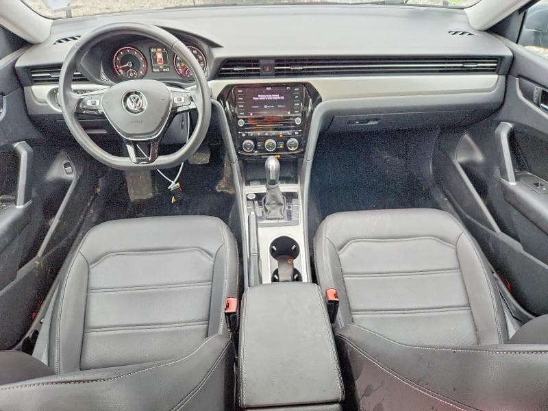 2022 VOLKSWAGEN PASSAT SE 8