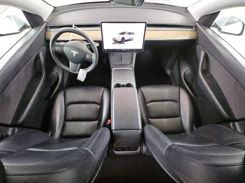 2022 TESLA MODEL Y 8