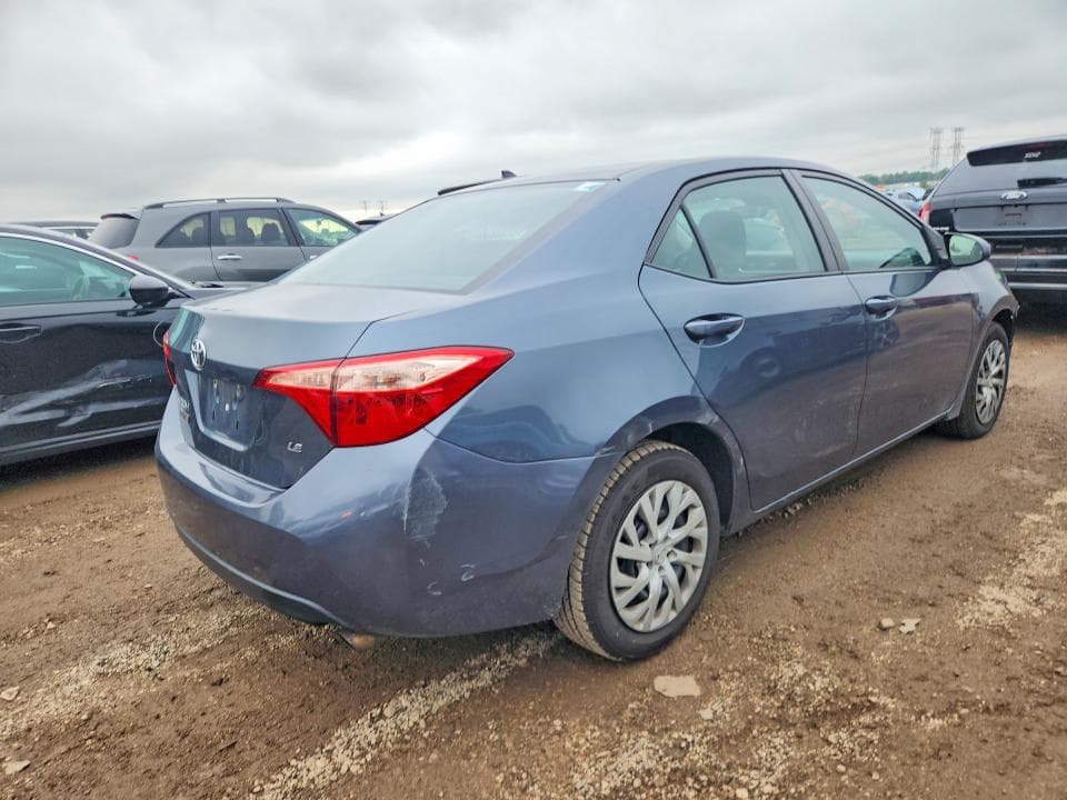 2017 TOYOTA COROLLA LE 3