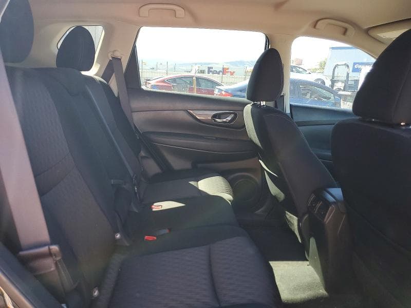 2018 NISSAN ROGUE SV 11