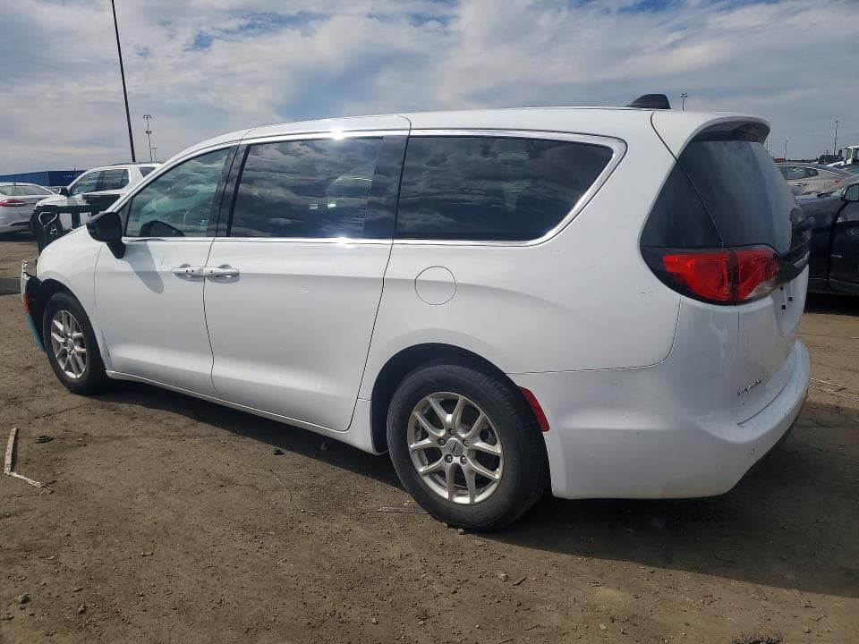 2025 CHRYSLER VOYAGER LX 2