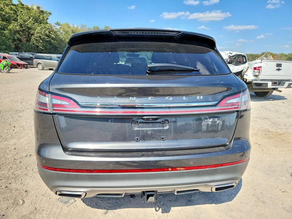 2019 LINCOLN NAUTILUS RESERVE 6
