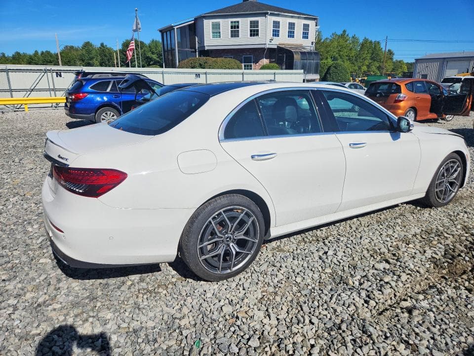 2021 MERCEDES-BENZ E 350 4MATIC 3