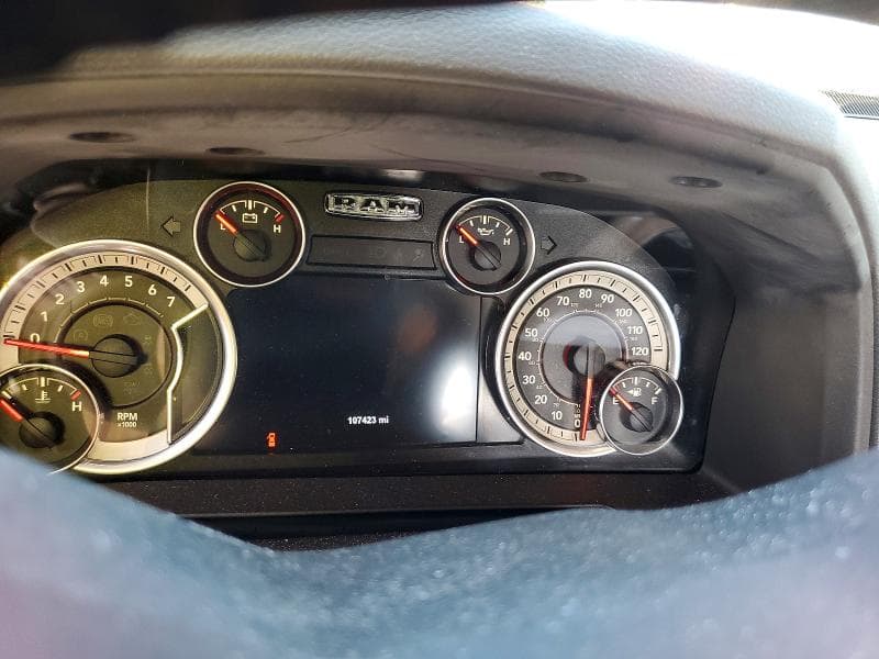 2017 RAM 1500 SLT 9