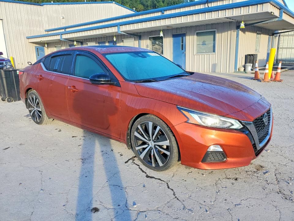 2020 NISSAN ALTIMA SR 4