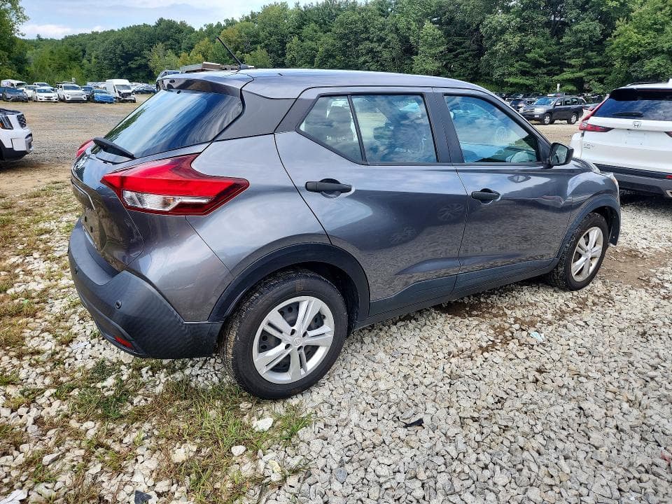 2020 NISSAN KICKS S 3