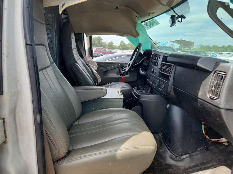 2020 GMC SAVANA G2500 7