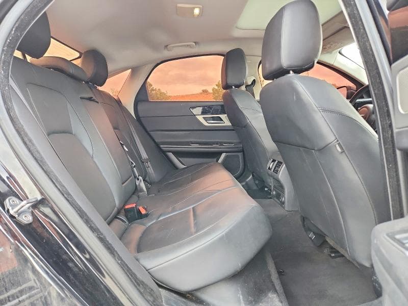 2018 JAGUAR XF 10