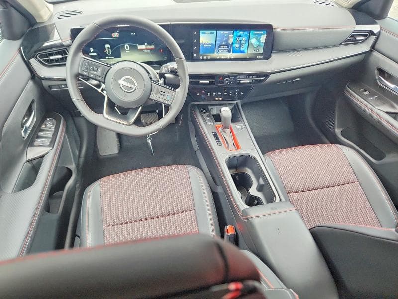 2026 NISSAN KICKS SR 8