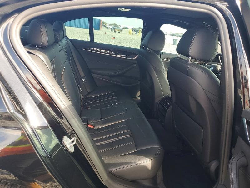 2019 BMW 530 I 10