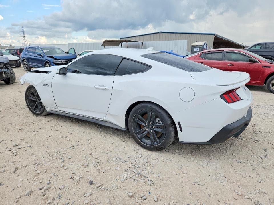 2026 FORD MUSTANG GT 2