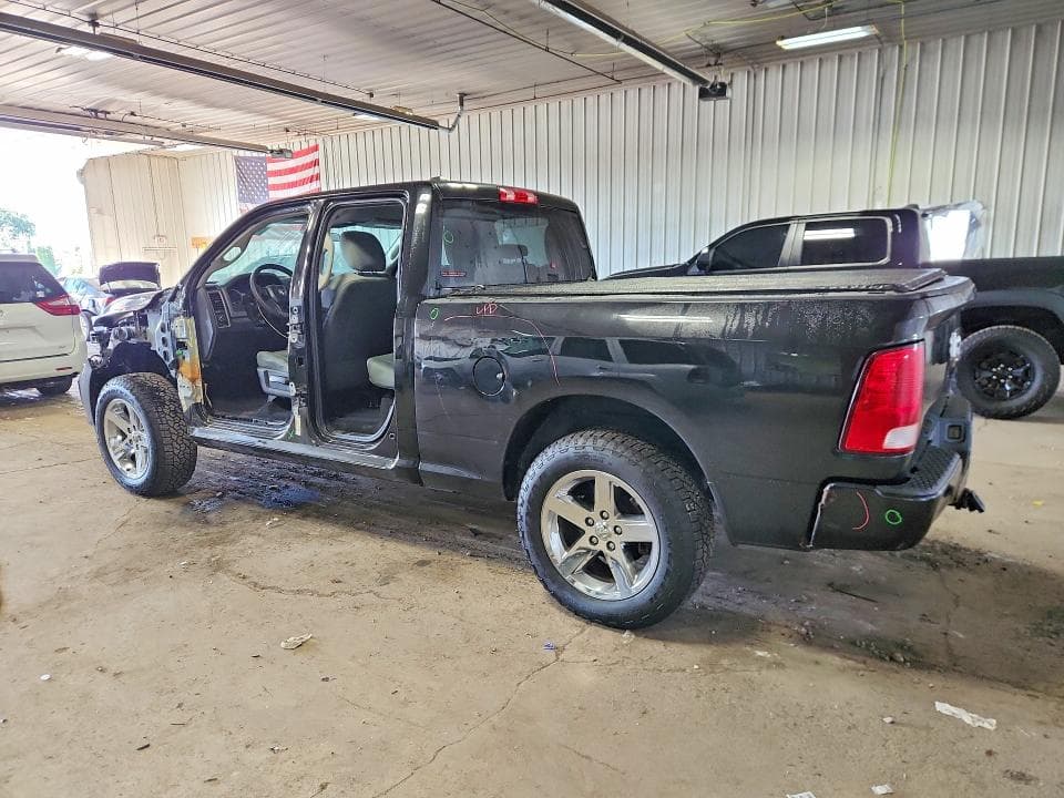 2017 RAM 1500 ST 2