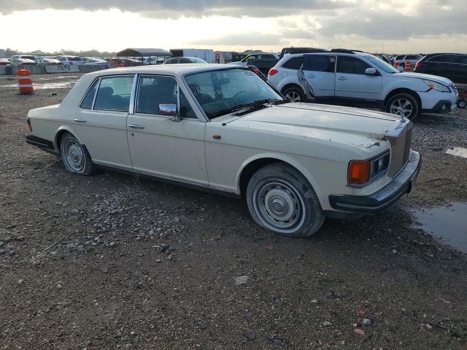 1982 ROLLS-ROYCE SILVER SPIRIT 4