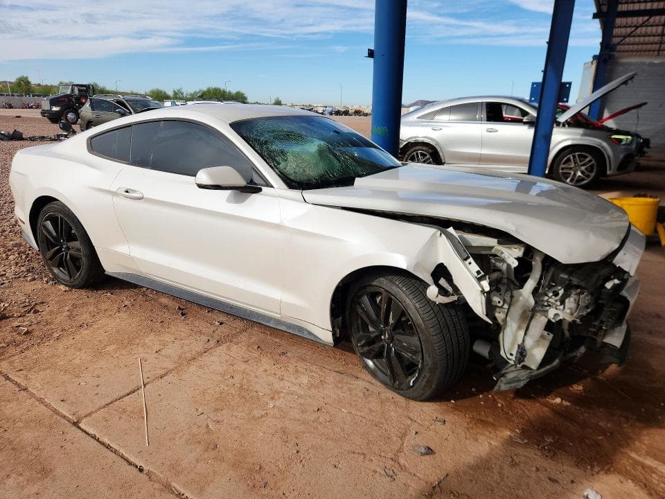 2017 FORD MUSTANG 4