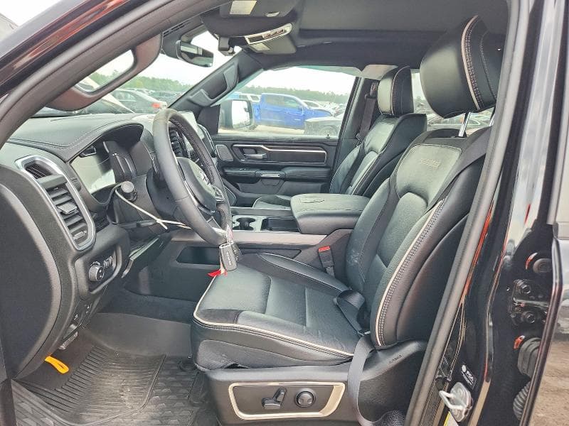2025 RAM 1500 LARAMIE 7