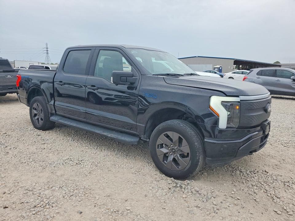 2024 FORD F150 LIGHTNING XLT 4