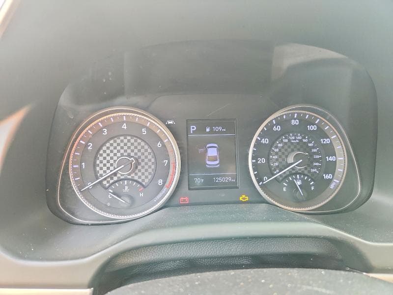 2020 HYUNDAI ELANTRA SEL 9