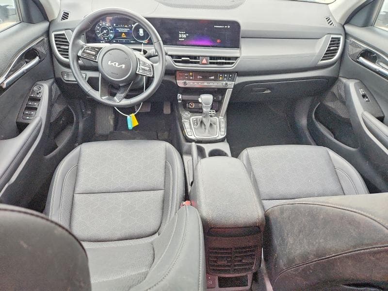 2025 KIA SELTOS EX 8