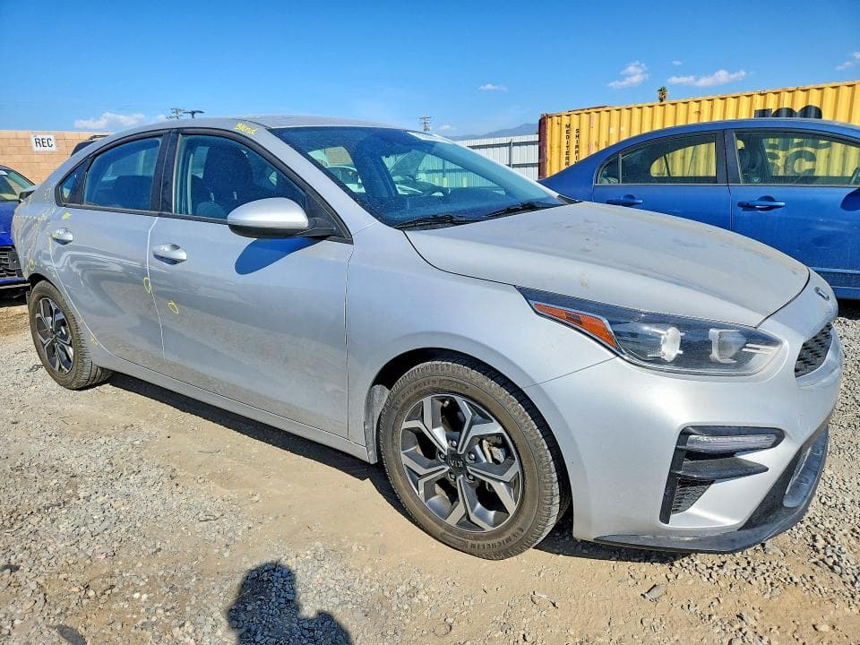 2021 KIA FORTE LXS 4