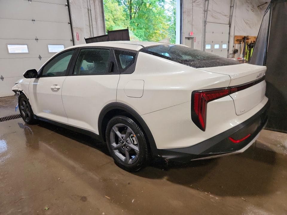 2026 KIA K4 LXS 2