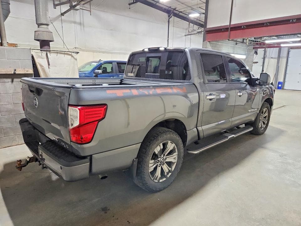 2017 NISSAN TITAN S 3