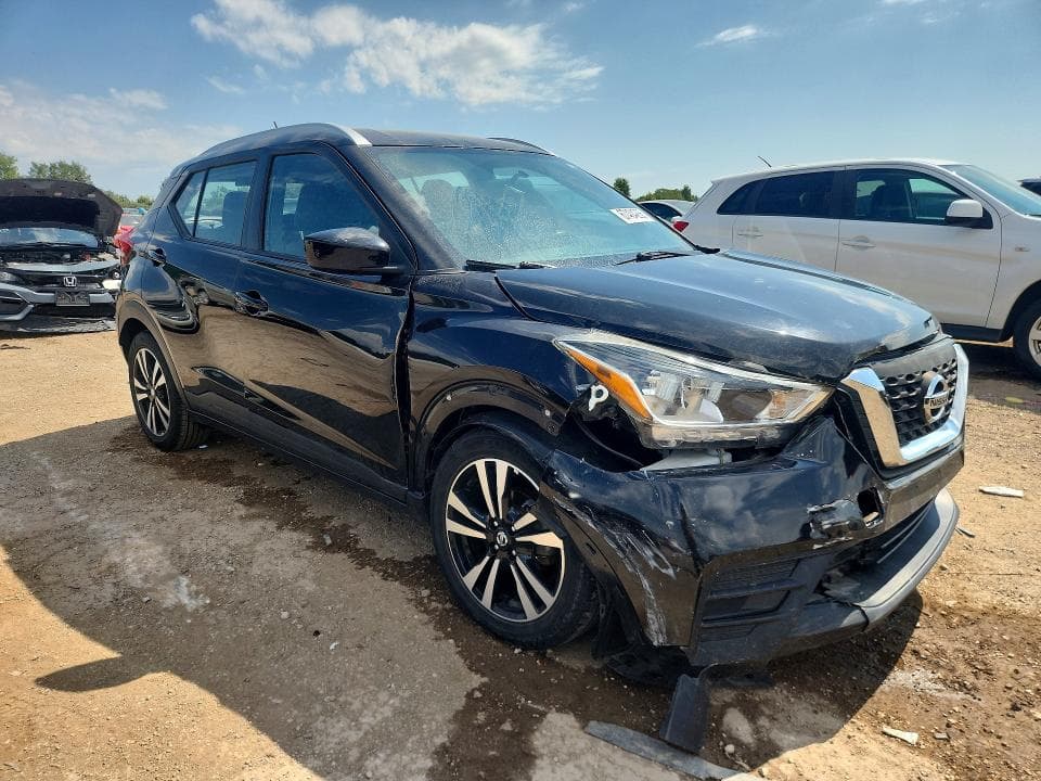 2019 NISSAN KICKS SV 4