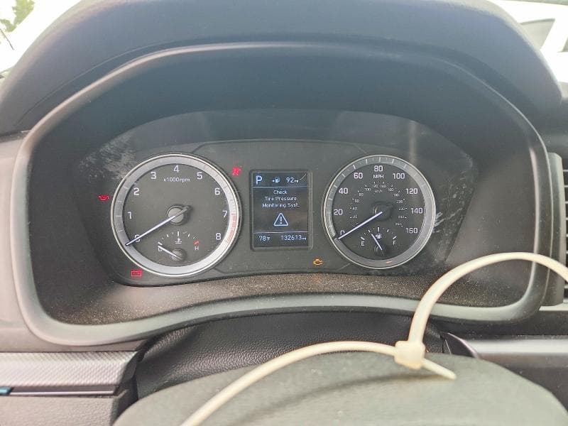 2019 HYUNDAI SONATA SE 9