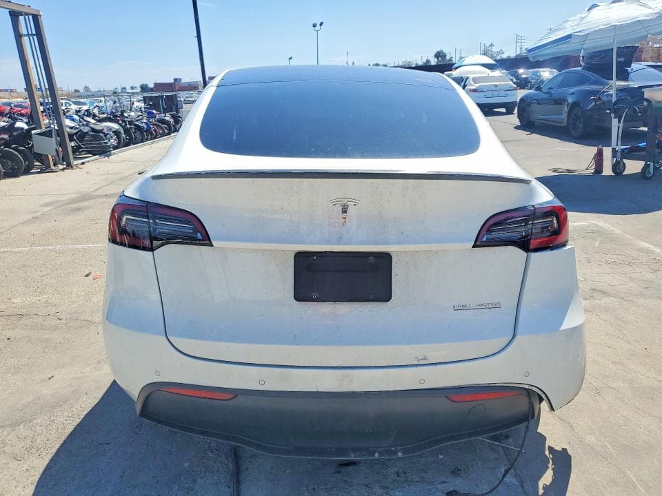 2022 TESLA MODEL Y 6