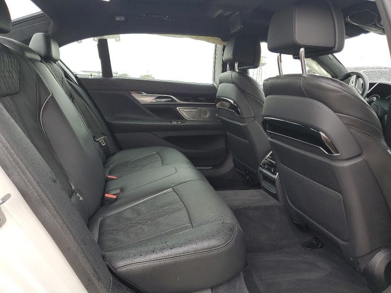 2018 BMW 750 XI 10