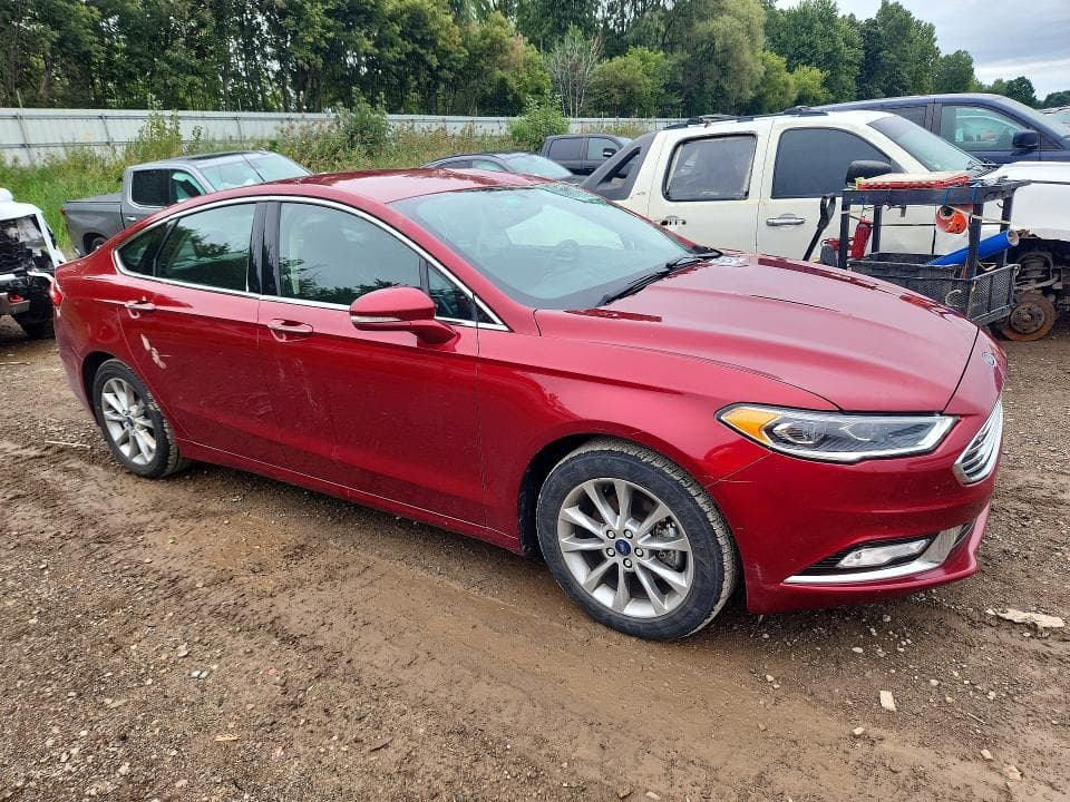 2017 FORD FUSION SE 4