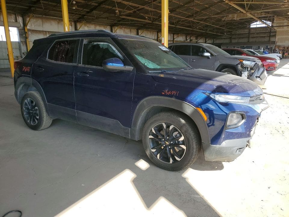 2023 CHEVROLET TRAILBLAZER LT 4