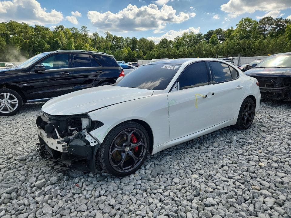 2019 ALFA ROMEO GIULIA TI - 1