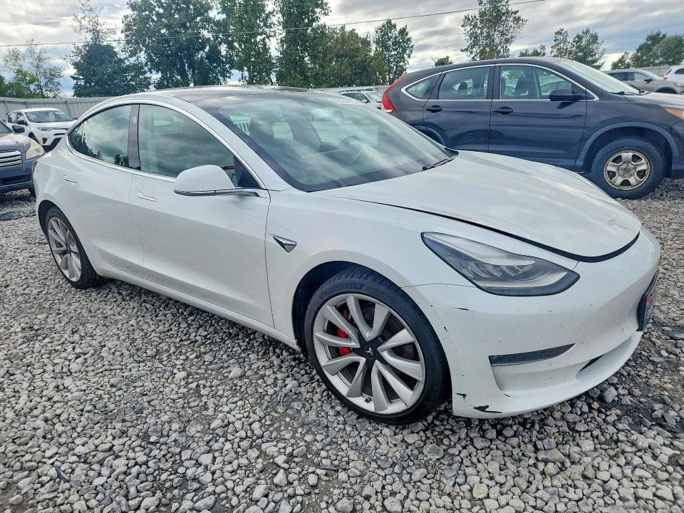 2020 TESLA MODEL 3 4
