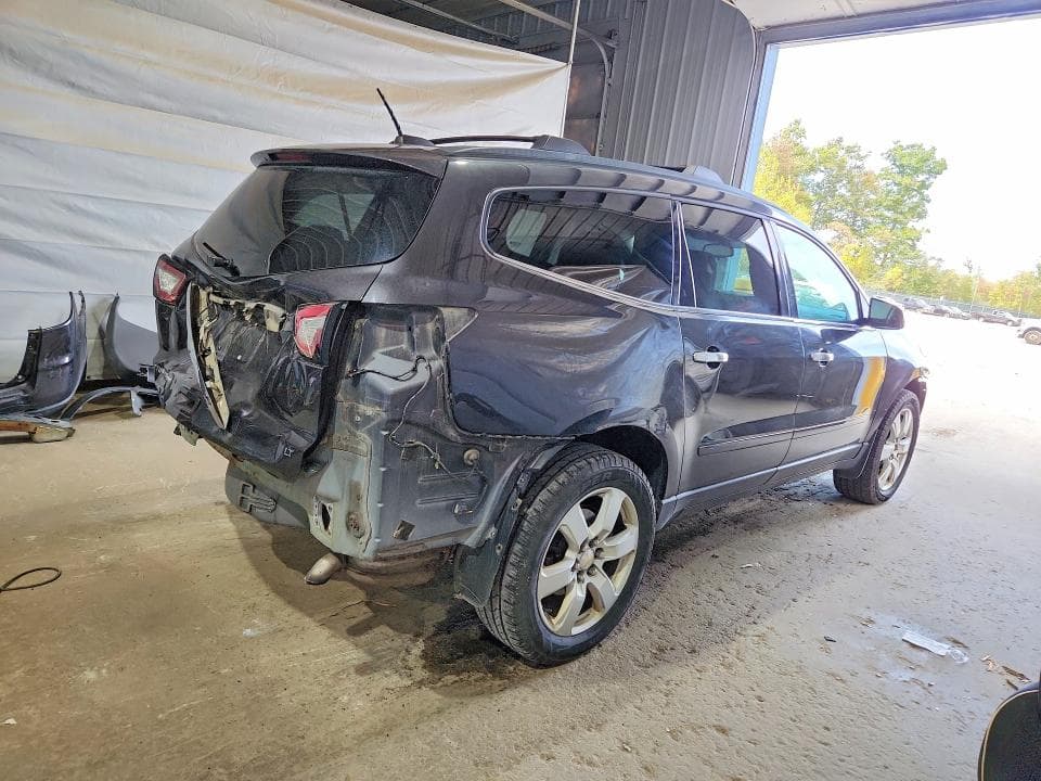2017 CHEVROLET TRAVERSE LT 3
