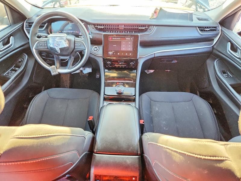 2023 JEEP GRAND CHEROKEE L LAREDO 8