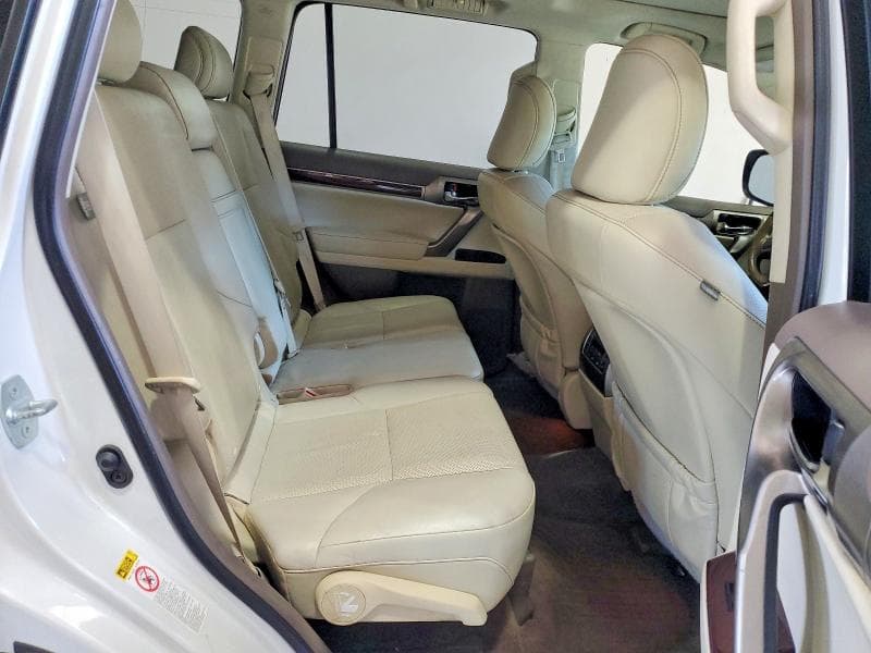 2019 LEXUS GX 460 11