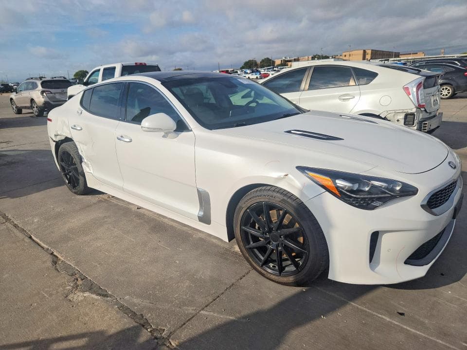 2018 KIA STINGER PREMIUM 4