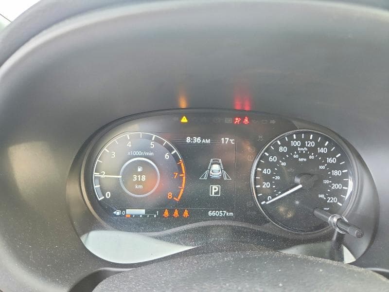 2021 NISSAN KICKS SR 9