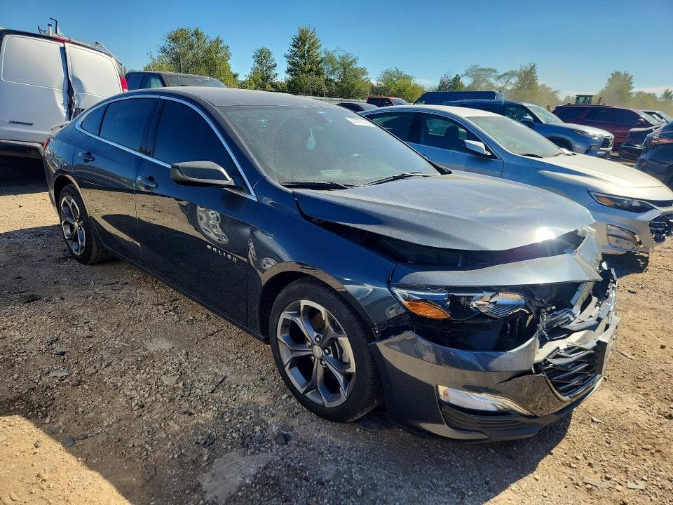2019 CHEVROLET MALIBU RS 4