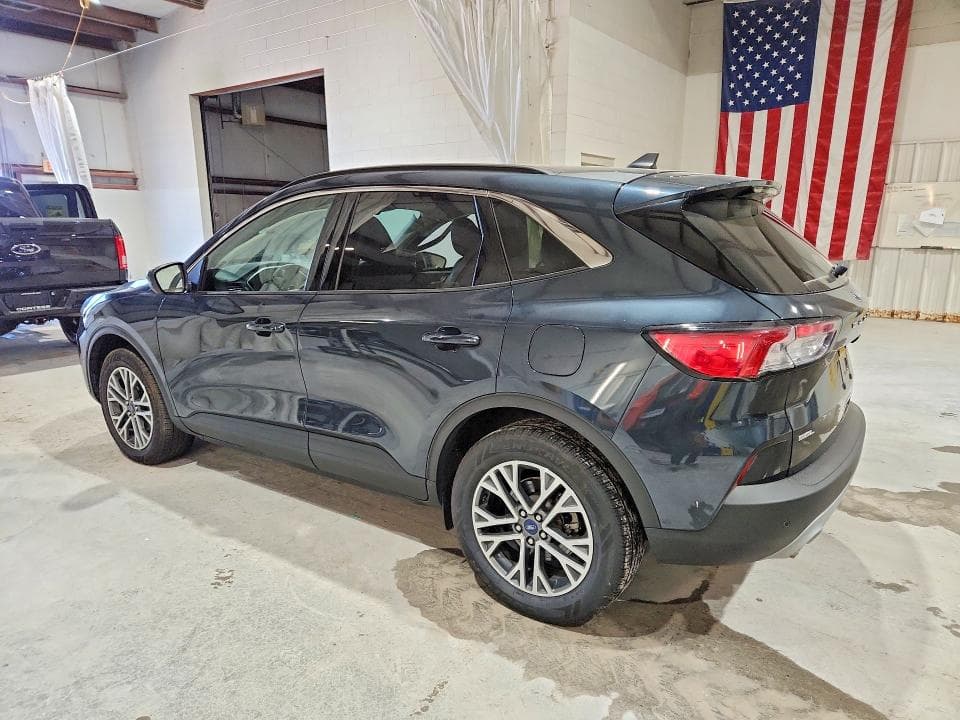 2022 FORD ESCAPE SEL 2