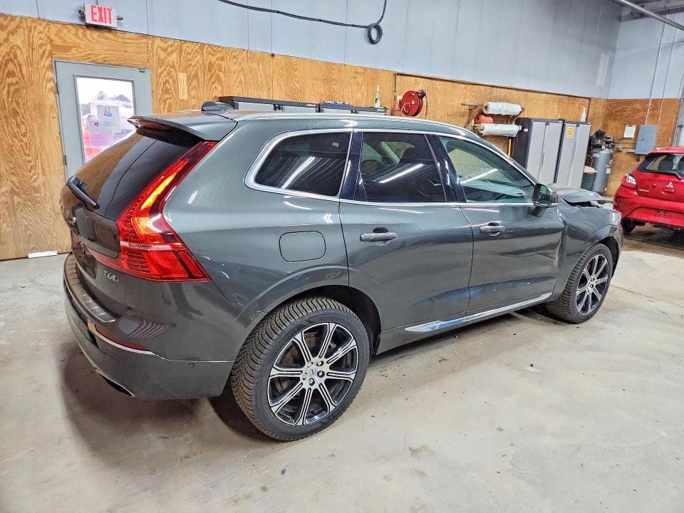 2020 VOLVO XC60 3