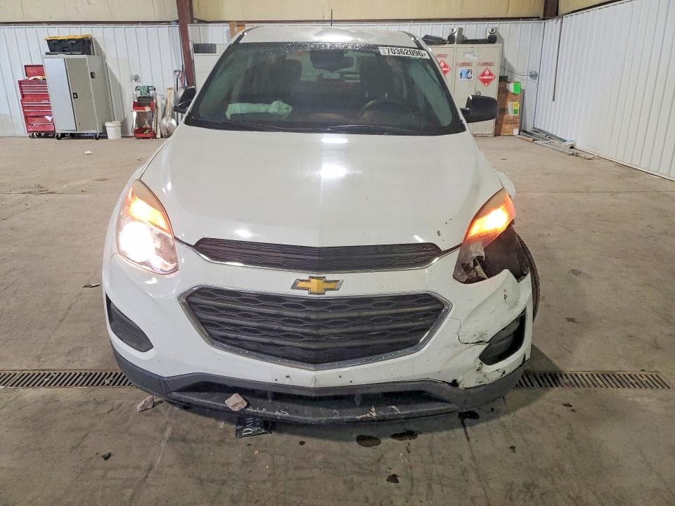 2017 CHEVROLET EQUINOX LS 5